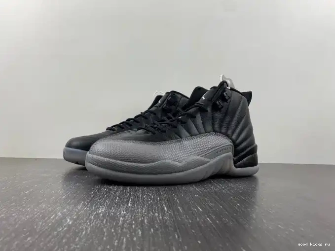 Wolf CT8013-019 Grey Jordan 12 Black Air 0613